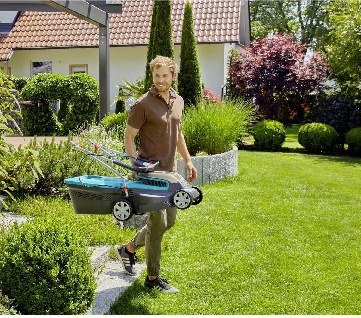 GARDENA - PowerMax 32/36V P4A Ready To Use Set - Grasmaaier (gemotoriseerd) - Maaihoogte 60mm - Snijbreedte 32 Cm - Afbeelding 12