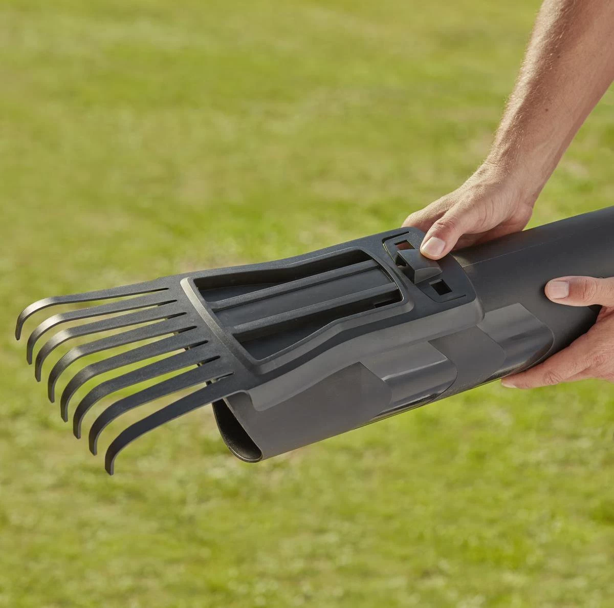 Black & Decker BLACK+DECKER BEBLV301 Bladblazer - Blaas En Zuigfunctie - Rugzak Als Opvangzak - Afbeelding 8