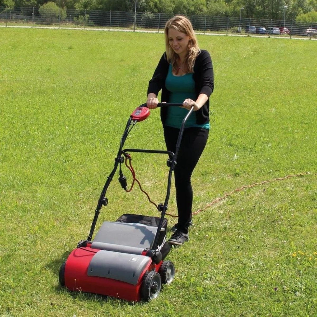 Einhell Verticuteerder En Beluchter RG-SA 1433 (1400 W - 33 Cm Werkbreedte - 3-voudige Hoogteverstelling - 28 L - Aanbevolen Voor Oppervlaktes Tot 400 M²) - Afbeelding 12