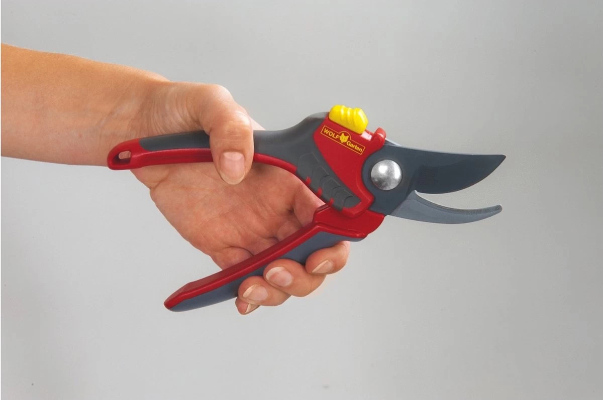 WOLF-Garten Snoeischaar "Premium Plus" RR 4000 - Max. Knipdiameter 22 Mm - Links- En Rechtshandige - Softinleg Handgreep - Snijhoek 30° - Voor Grote Handen - Vervangbare Messen - Afbeelding 2