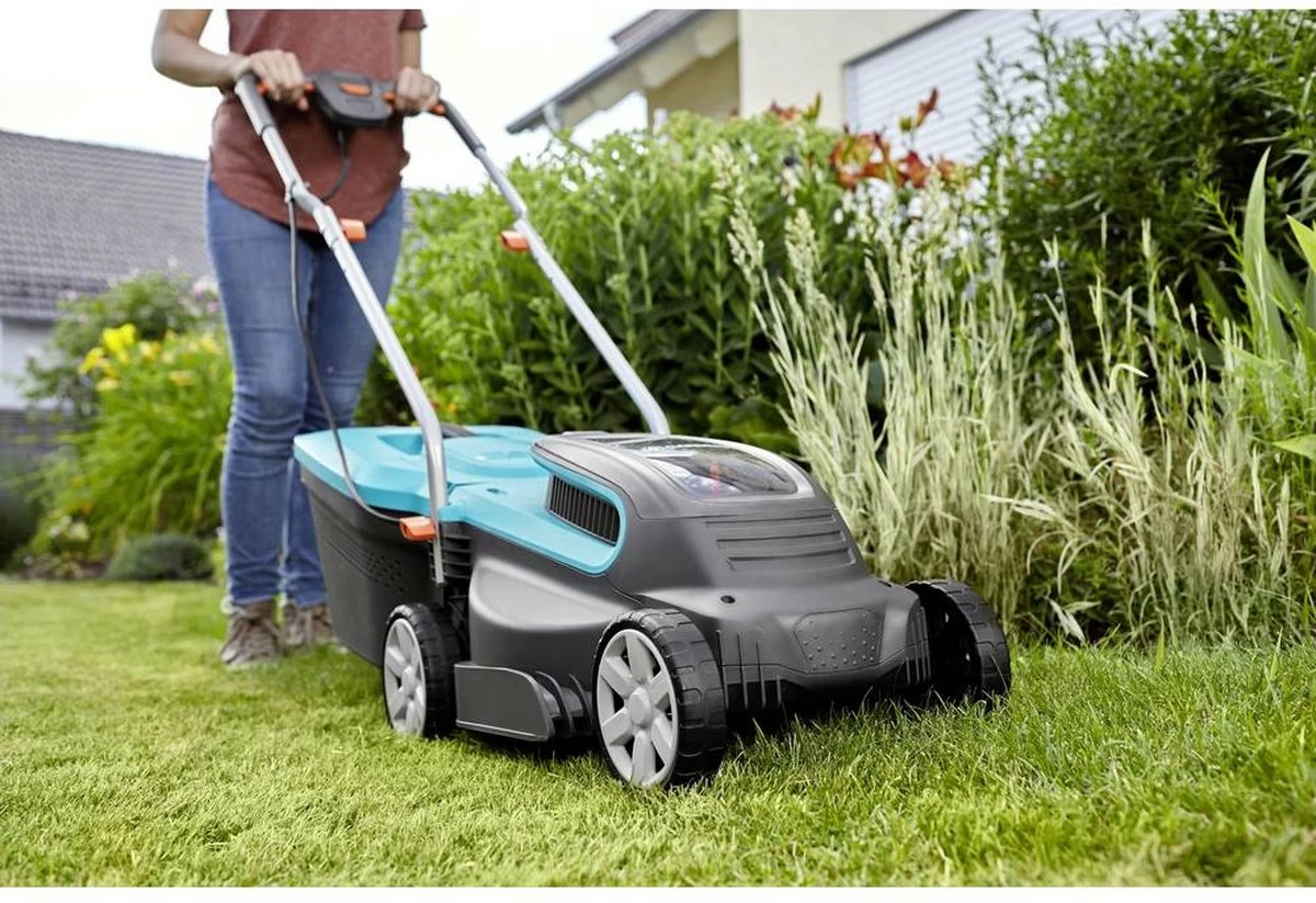 GARDENA - PowerMax 32/36V P4A Ready To Use Set - Grasmaaier (gemotoriseerd) - Maaihoogte 60mm - Snijbreedte 32 Cm - Afbeelding 4