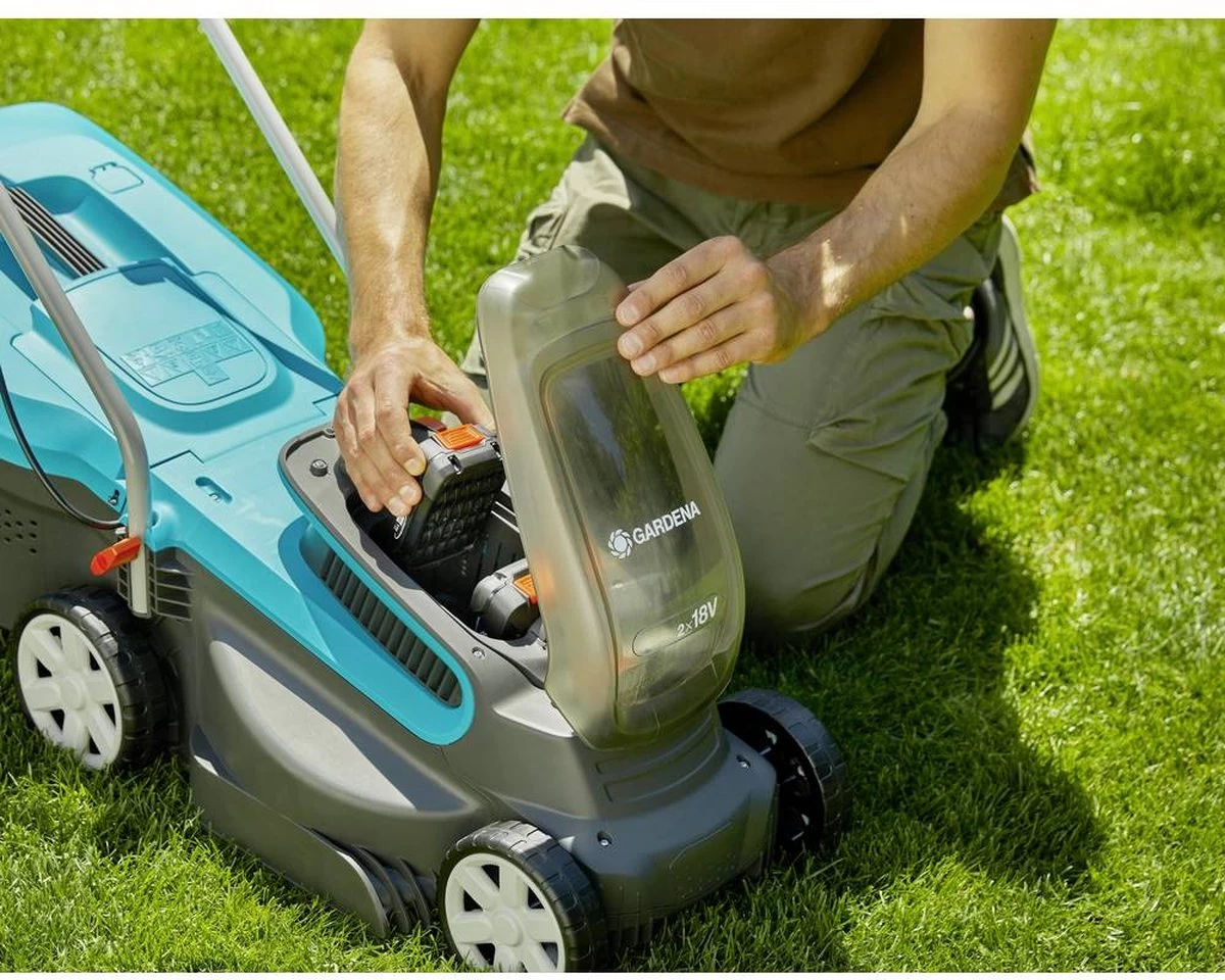 GARDENA - PowerMax 32/36V P4A Ready To Use Set - Grasmaaier (gemotoriseerd) - Maaihoogte 60mm - Snijbreedte 32 Cm - Afbeelding 7